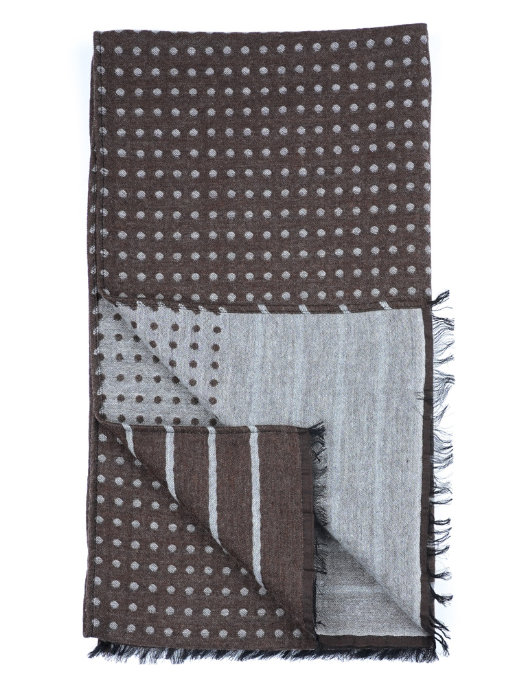 Barna gyapjúsál Rasiglia